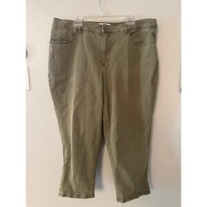 Lane Bryant green mid rise Boyfriend capri jeans women's size 18
